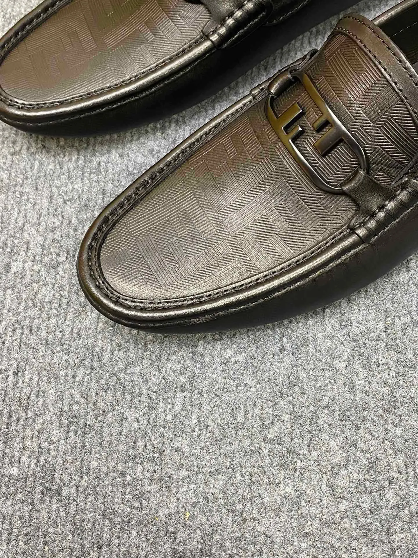 Men's Men's Shoes Men's Men's Shoes 💰700FENDI Fendi Men's Shoes are breathable and comfortable. Original development. Counters copy one to one. Imported cowhide. Niuri. 38 to 44. (can be ordered at 45.46. No returns or exchanges)